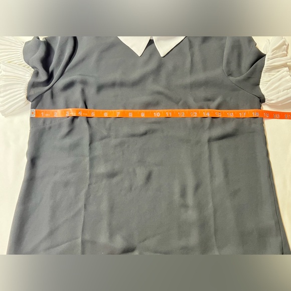 CECE Black‎ and white flutter sleeve top size S - Picture 13 of 14